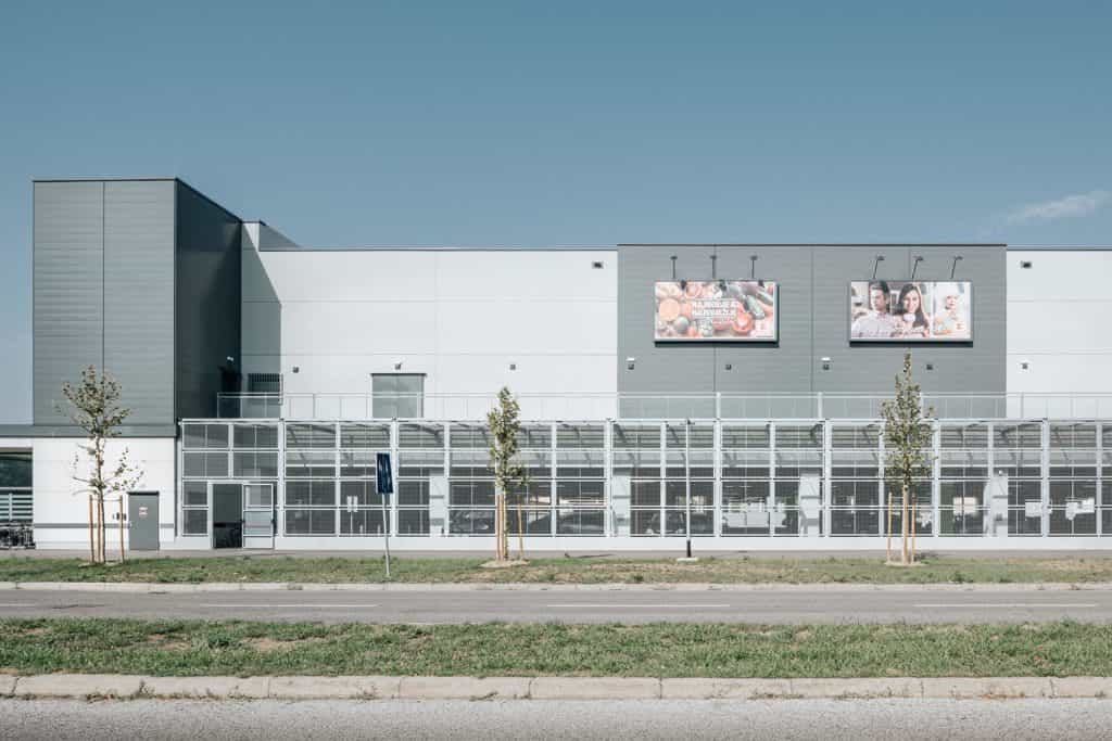 entasis-kaufland-001-1024x683